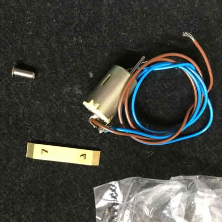 Photo of free vintage Airfix model plane electric motor (Brogborough MK43) #2