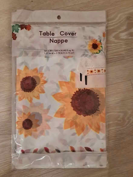 Photo of free Table cloth & pie plates (Close to Cumberland School) #1