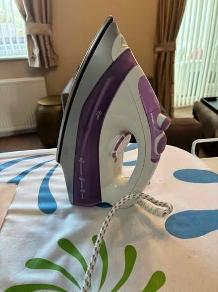 Photo of free Steam Iron (Caldy Valley CH3) #2