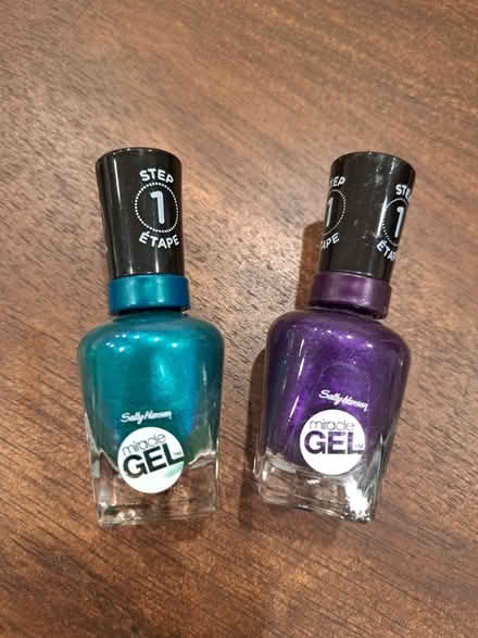 Photo of free Nail enamel & sunscreen (Close to Cumberland School) #1