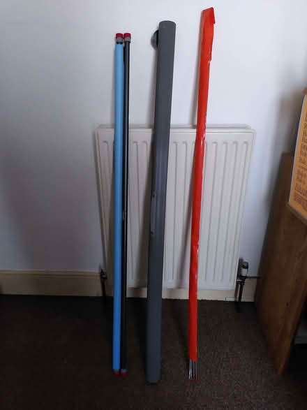 Photo of free Old projector screen with case and frame (Easton BS5) #3