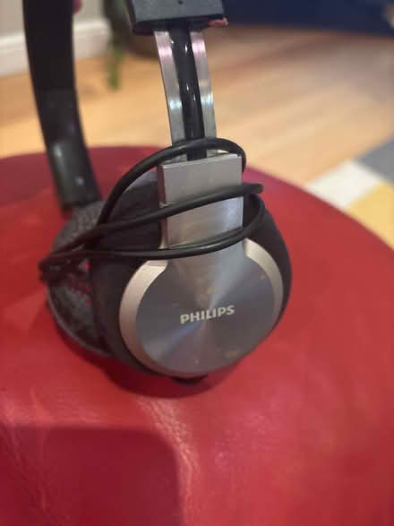 Photo of free Phillips Headphones (RG8 (Whitchurch Hill)) #2