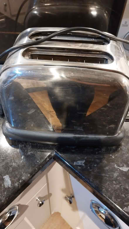 Photo of free Small oven (Not working/for repair) & toaster (working) (Gillingham ME7) #1