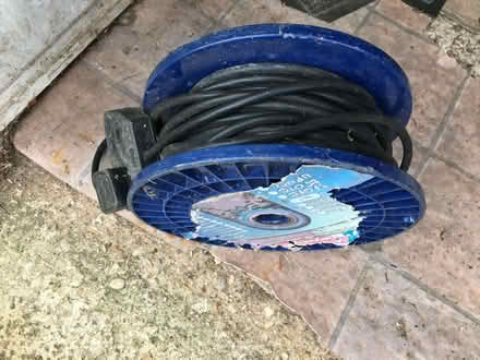 Photo of free 30 + meters of heavy duty extension on drum (Brogborough MK43) #1