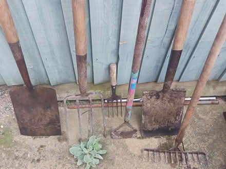 Photo of free Old garden tools (Ellesmere Port CH65) #1