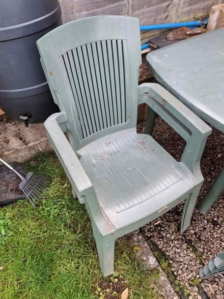 Photo of free Outdoor furniture (Cheltenham, Springbank) #3
