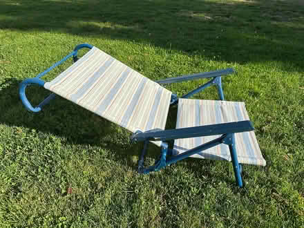 Photo of free Reclining Sand Chairs (Near El Camino & Hollenbeck) #2