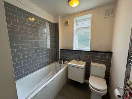 Photo of free Full bathroom to give away (West Dulwich, SE21) #2