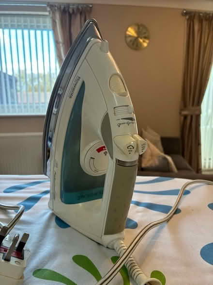Photo of free Rowenta Steam Iron (Caldy Valley CH3) #1