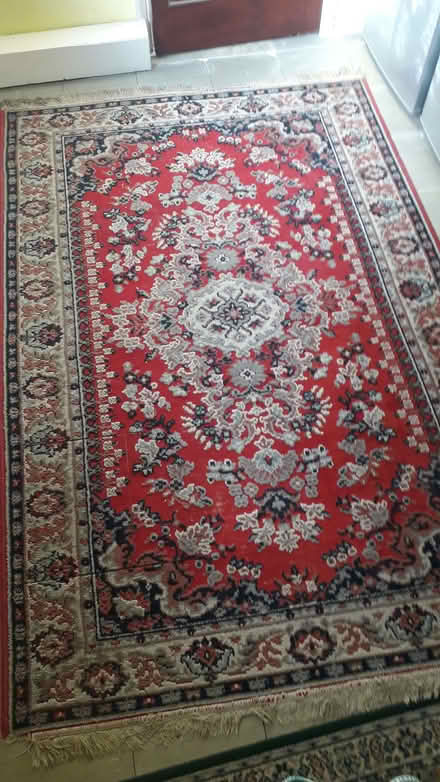 Photo of free Carpet/rug (Meersbrook S8) #1