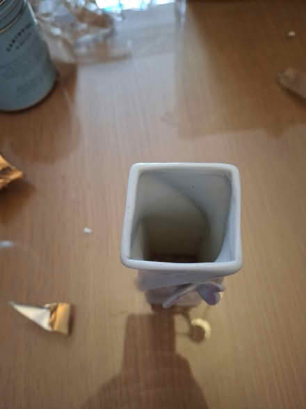 Photo of free Bud Vase (M32 Stretford) #2