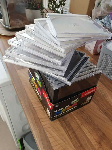 Photo of free New CD/DVD Cases (CT7) #2