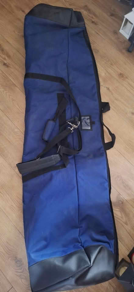 Photo of free Snowboard carry bag (Welling DA16) #2