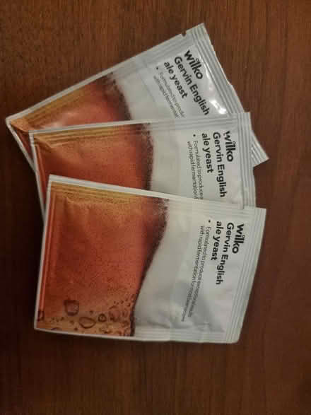 Photo of free Ale yeast (Chorlton M21) #1