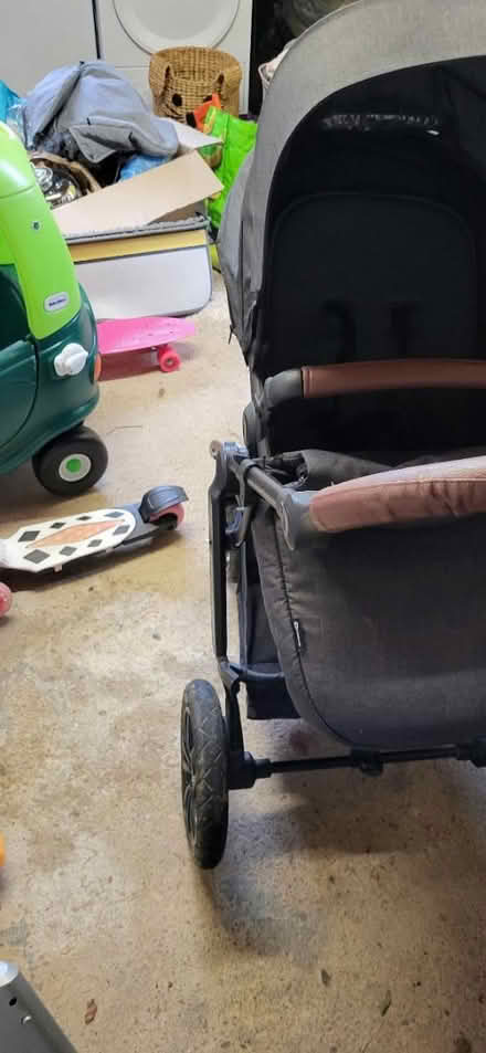 Photo of free Pram (Pr26 9ht) #2