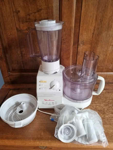 Photo of free Food processor (Hinton Waldrist SN7) #1