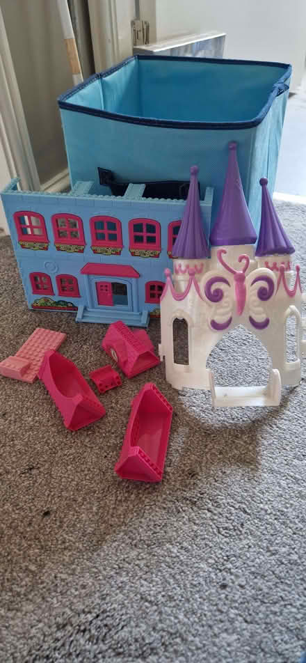 Photo of free Castle Toy (Upton Priory SK10) #1