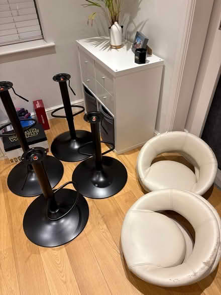 Photo of free 4 x cream & black bar stools (East Didsbury) #4