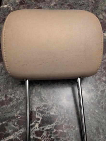Photo of free Car Head Rest (20772) #1