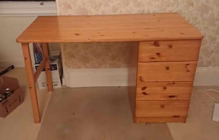 Photo of free Office / study desk & drawers (Bruntsfield EH10) #1