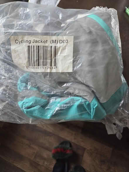 Photo of free Deliveroo jacket (Lambeth) #1