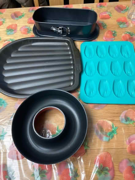 Photo of free Baking items (Woodley RG6) #1