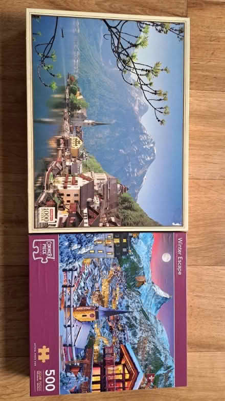 Photo of free 2 Jigsaw Puzzles, 1000 & 500pcs (S41. Chesterfield) #1