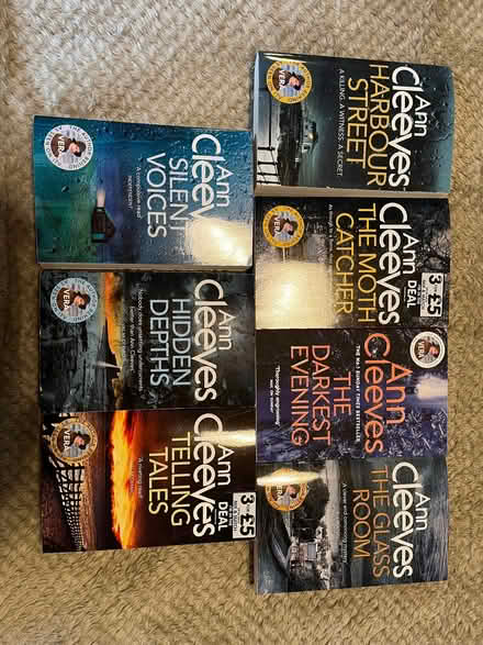 Photo of free Ann Cleeves novels (Bridgewood Gate ME5) #1