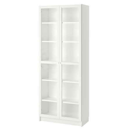 Photo of Glass shelved display case (Stevenage SG2) #1