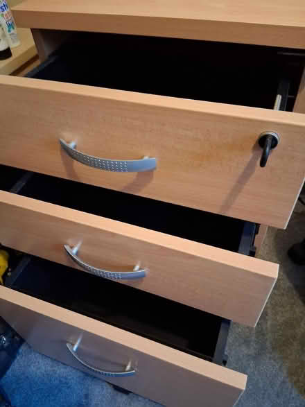 Photo of free Lockable office set of drawers (SO18) #2
