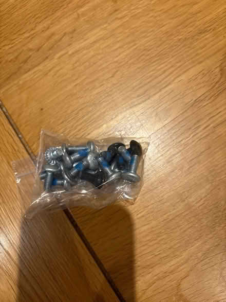 Photo of free 4 x cream & black bar stools (East Didsbury) #2