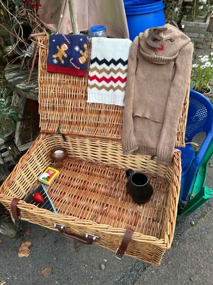 Photo of free Wicker basket. (Aylestone LE2) #1