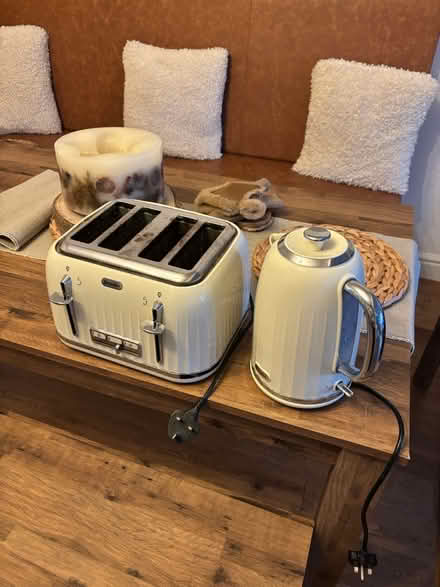 Photo of free Kettle & Toaster (Cosby) #2