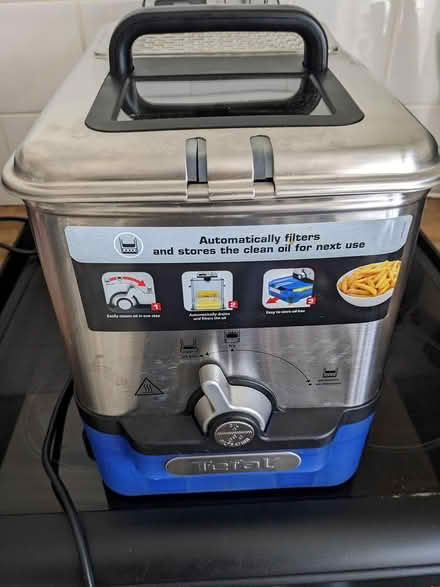 Photo of free deep fat fryer (snodland) #1