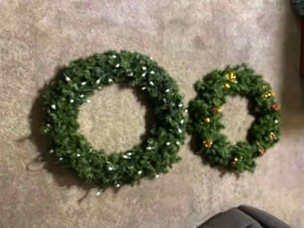 Photo of free 4 artificial holiday wreaths (Somerset, NJ, off DeMott Lane) #2