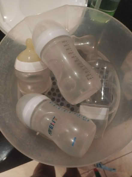 Photo of free Tommy Tipper bottle steriliser & various bottle (Woodford IG8) #3