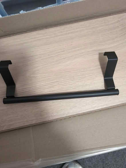 Photo of free Towel holder (Colindale NW9) #2