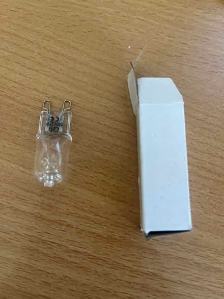 Photo of free Halogen bulbs (Sk14 5pb) #1