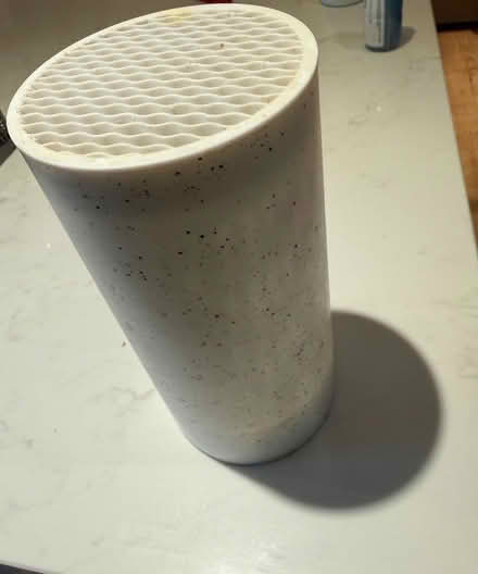 Photo of free Knife block (NW6) #1