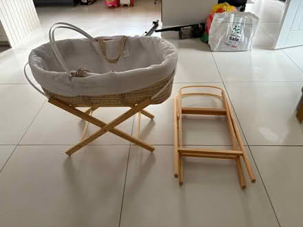 Photo of free Baby Moses basket with spare stand (Leighton Buzaard LU7) #1