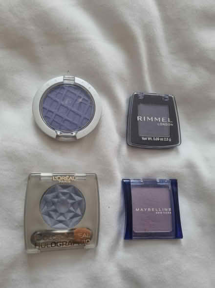 Photo of free Purple eye shadows (Enfield EN3) #1