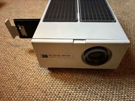 Photo of free Vintage slide projector Aldis Mini (Malvern WR14) #1
