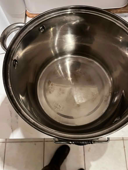 Photo of free Large pot no lid (Rose Hill OX4) #2