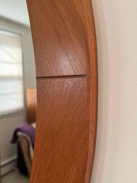 Photo of free Beautiful Wall Mirror (just south of Baltimore Pike) #2