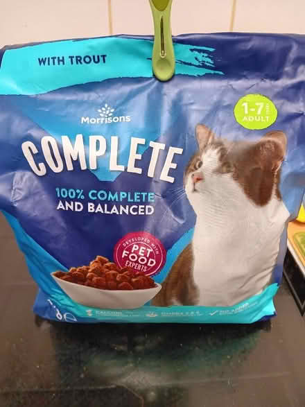 Photo of free Dry cat food (Soho WC2H) #1