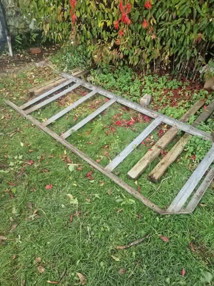 Photo of free Trailer chassis (SY11) #4