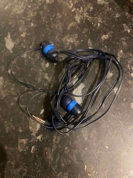 Photo of free Headphones (Shoreham) #1