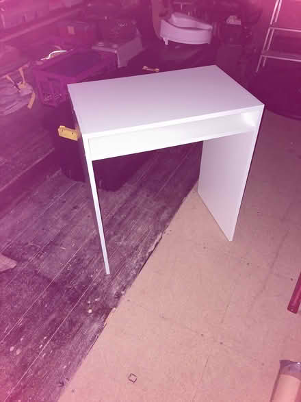 Photo of free Compact computer desk (Ravensden MK44) #1