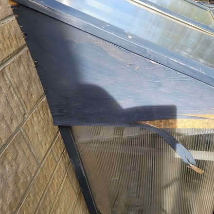 Photo of free lightweight small greenhouse (Horsley GL6) #3