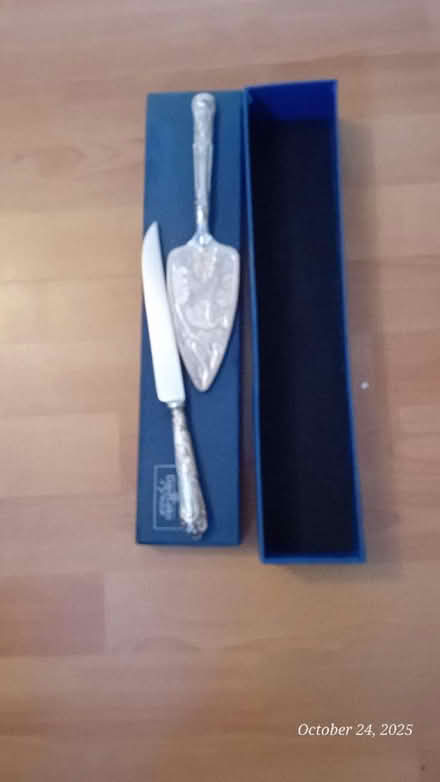 Photo of free Cake knife and slice (Egremont CA22) #1